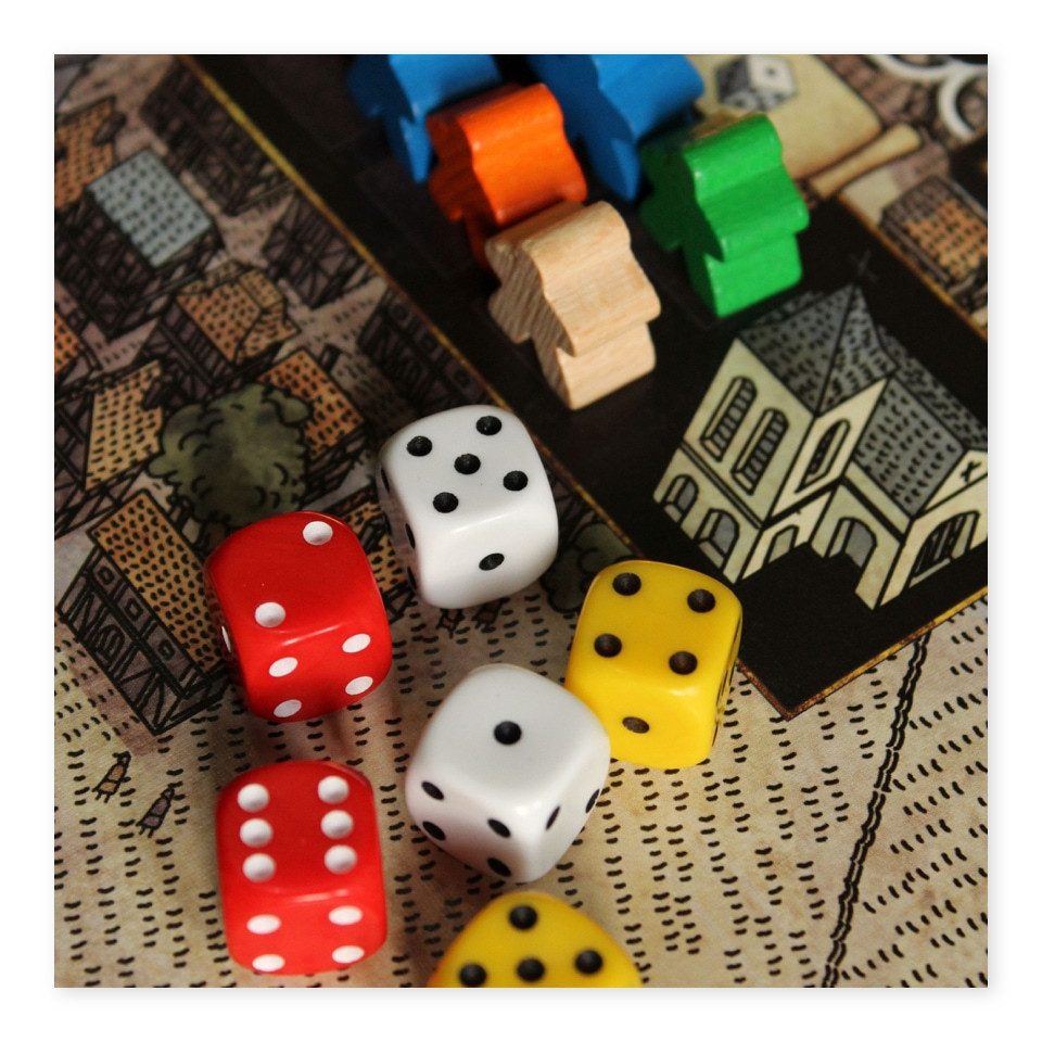 Resolution spend time with loved ones board games - Centropolis