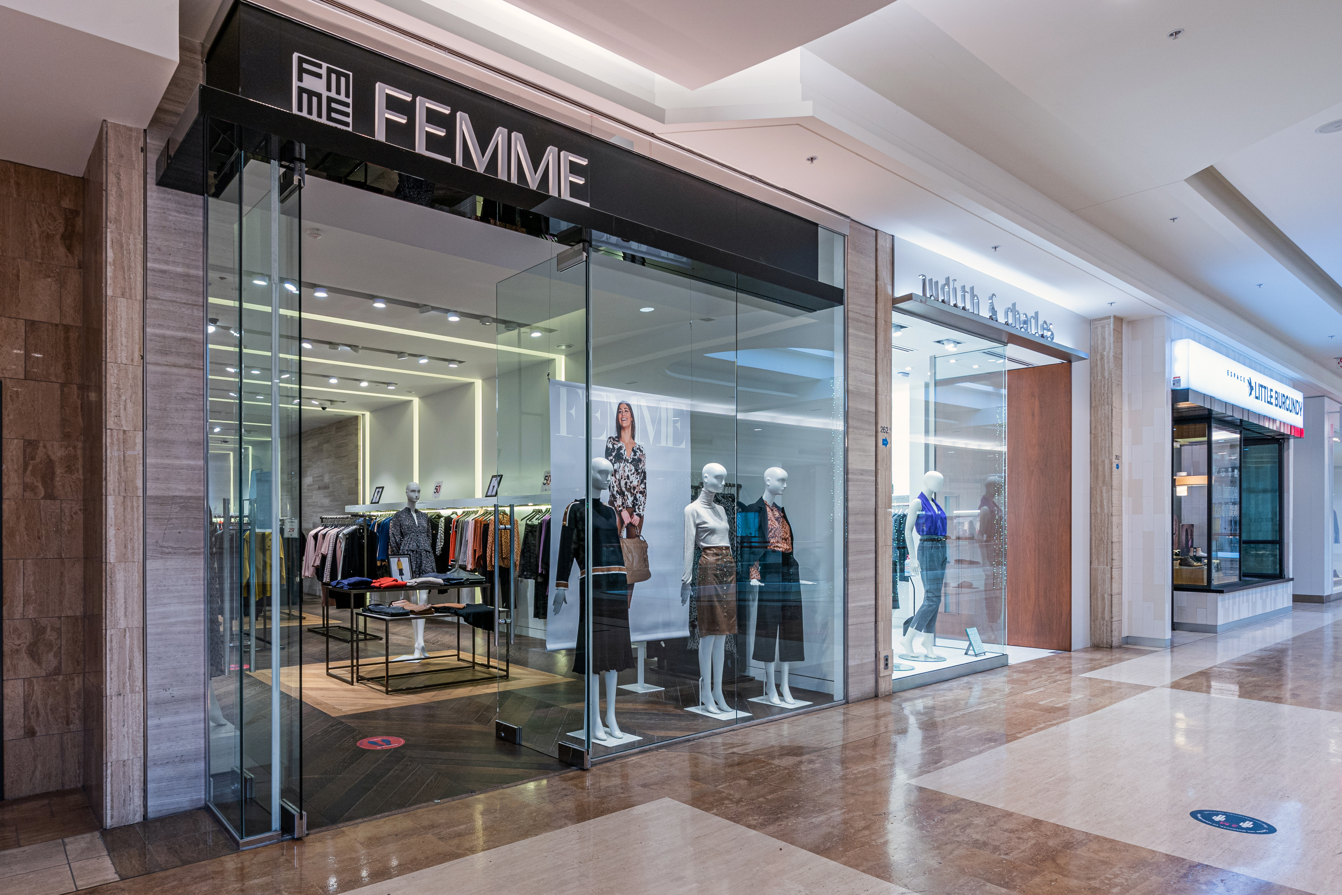 Femme de Carrière — Découvrez nos Boutiques — Rockland