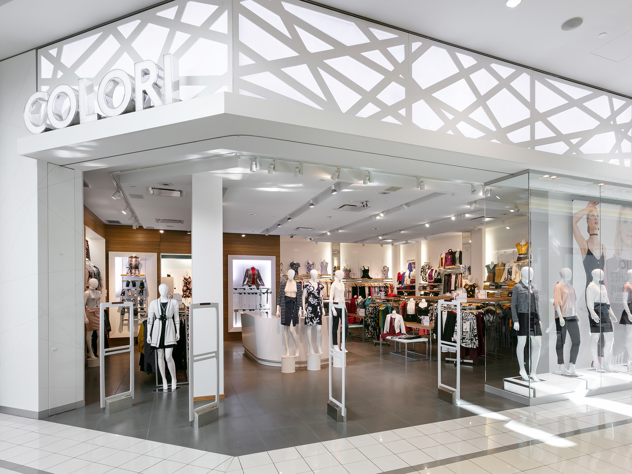 Magasin Colore Colori — Toutes les boutiques — Mail Champlain